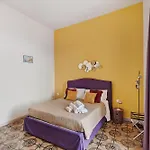 Antica Dimora Deluxe 게스트하우스 4*
